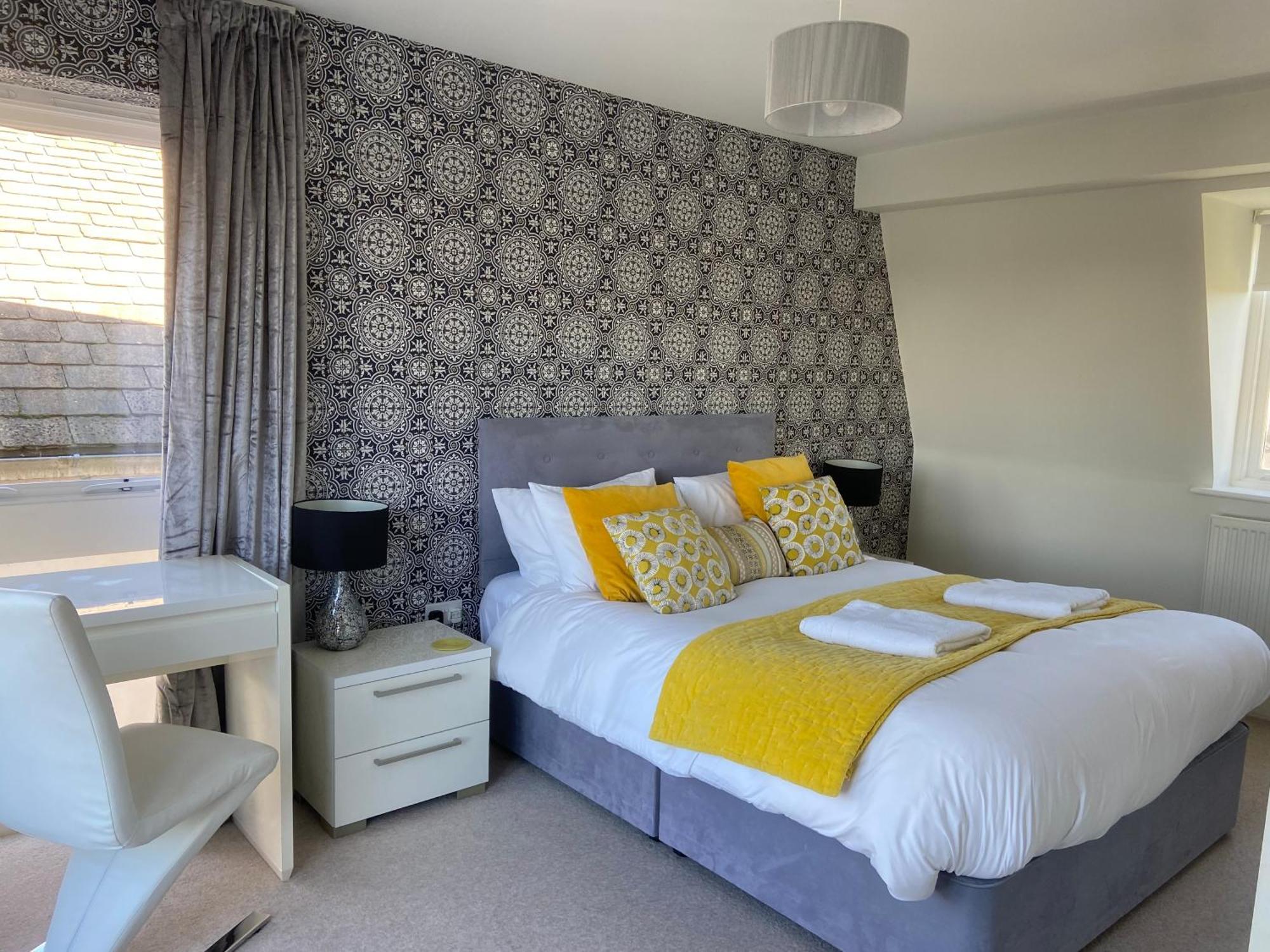 Reed Warbler - Hm111 - Lower Mill Estate Penthouse Apartment With Spa Access Somerford Keynes المظهر الخارجي الصورة